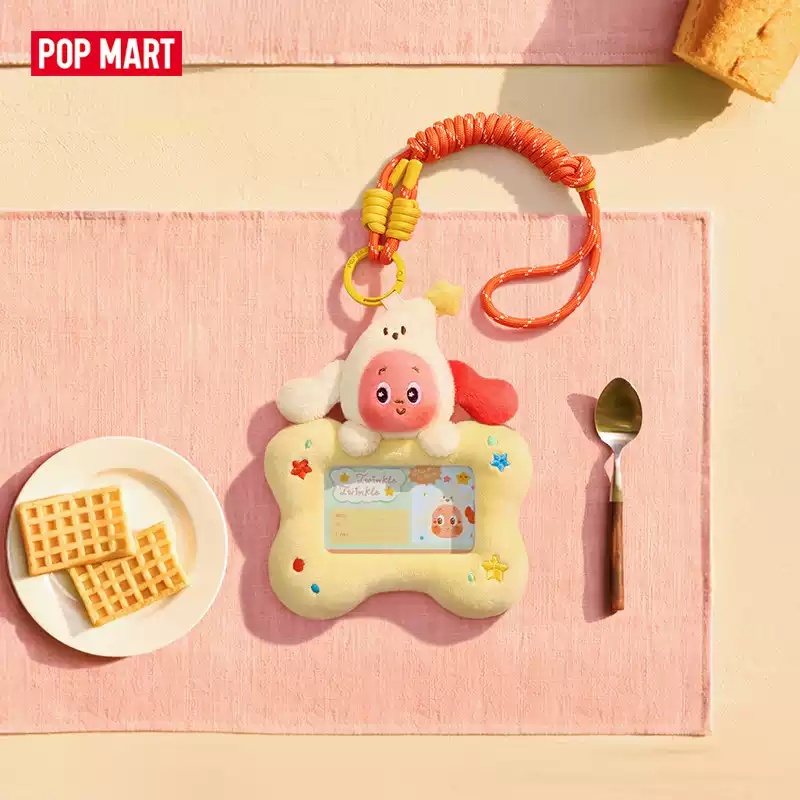 POP MART Twinkle Twinkle Live  - đánh giá và giá Action Figure Stand