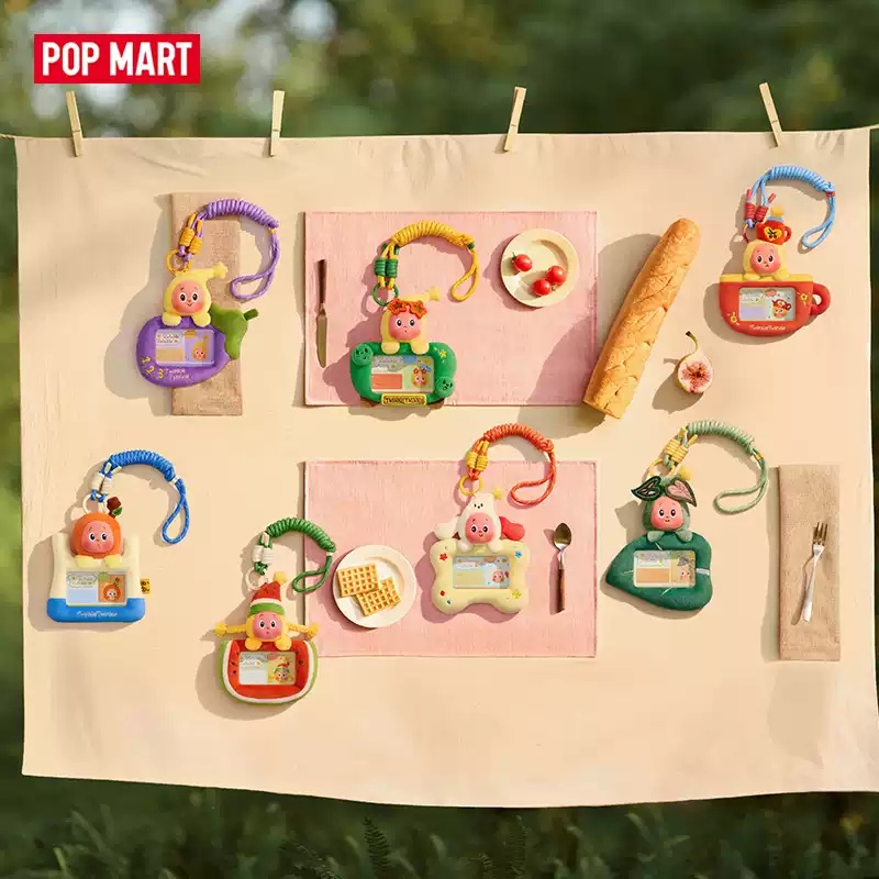 POP MART Twinkle Twinkle Live  - đánh giá và giá Action Figure Stand
